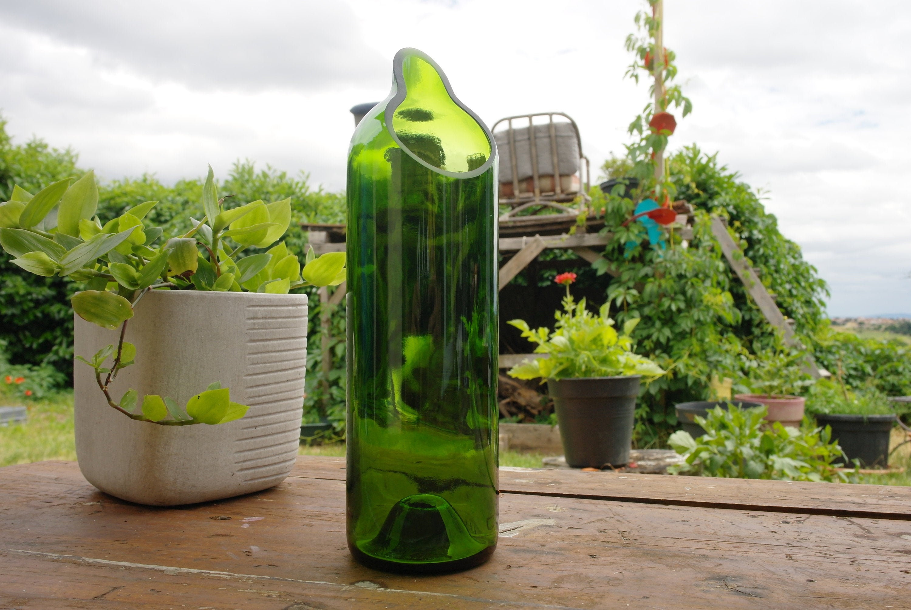 Carafe Artisanale en Verre Recyclé - 0, 70 L Couleur Verte Upcycling