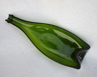 Handcrafted recycled tray made from a champagne bottle -Glass Upcycling