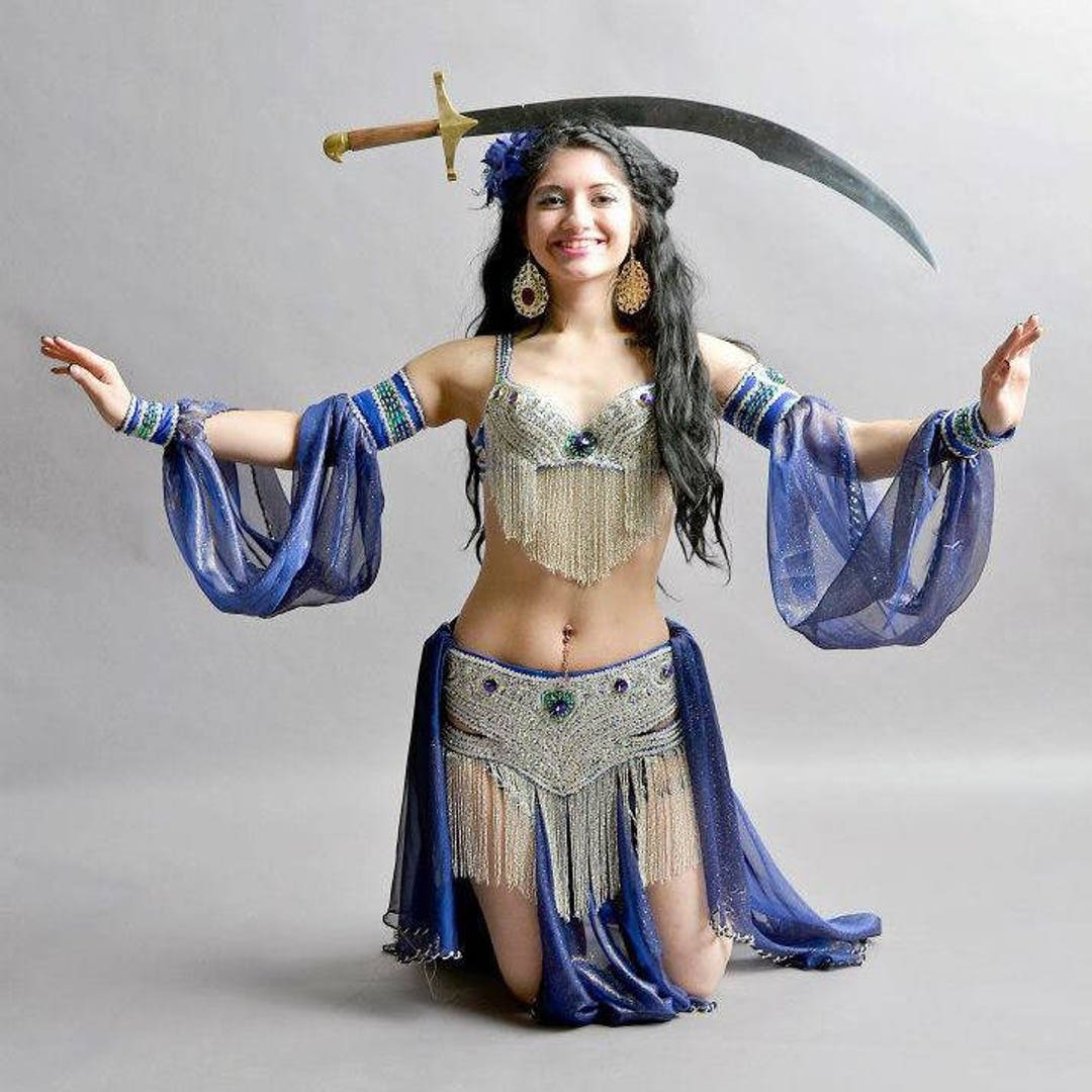 エジプトのプロ仕様のベリーダンス衣装、カスタムメイドのベリー エジプトのプロ仕様のベリーダンス衣装、カスタムメイドのベリー