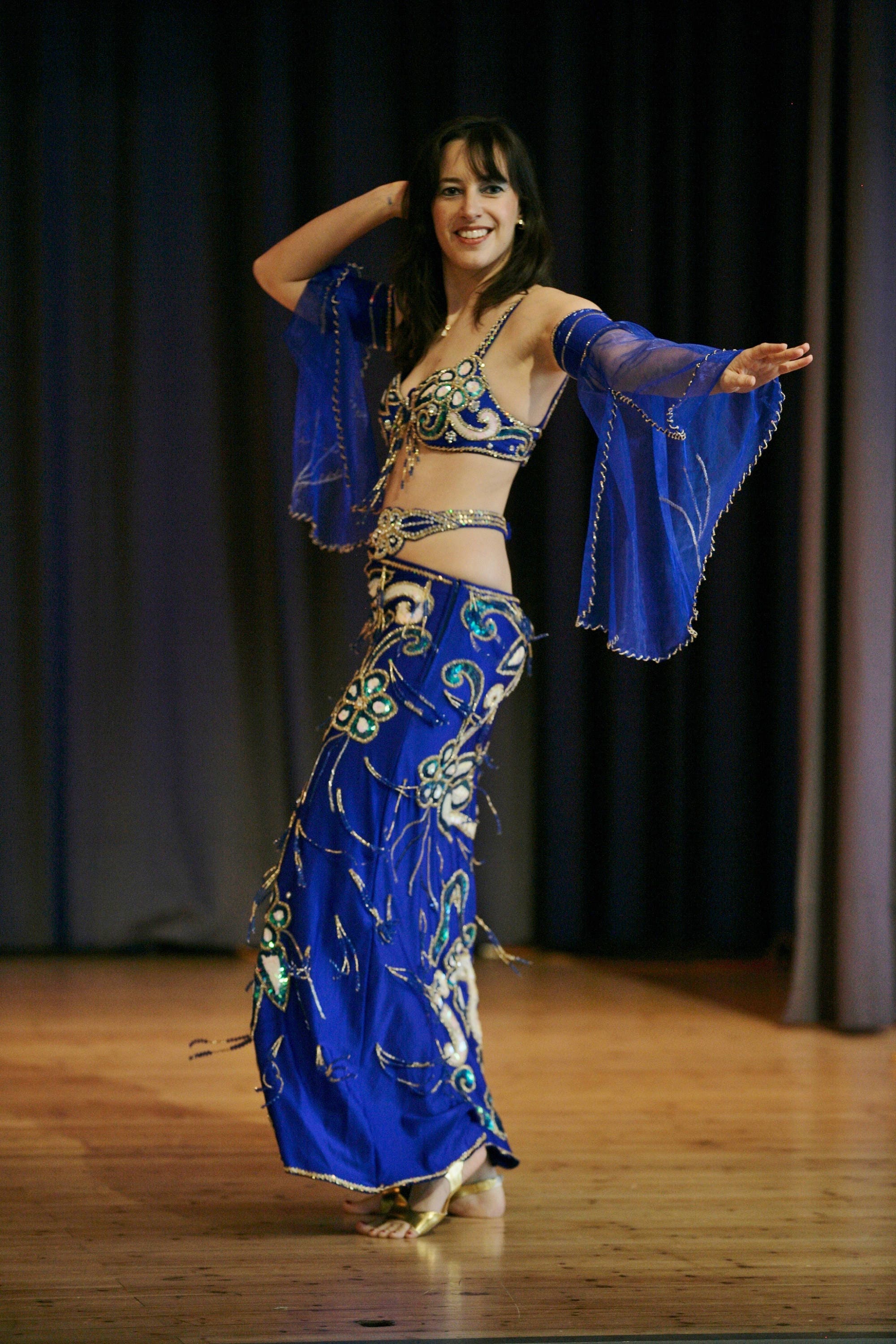 Costume de danse professionnelle égyptienne, sur mesure robe de danse  orientale, danse orientale Gypsy, bauchtantz, tenue de danse orientale,  fait à la main -  Canada