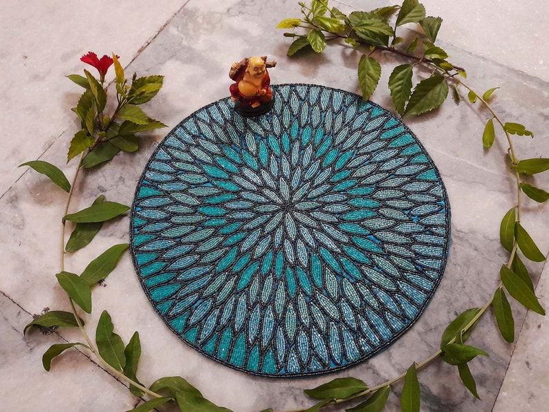 Round Placemats Beaded Placemats/ Green Vintage Farmhouse Etsy