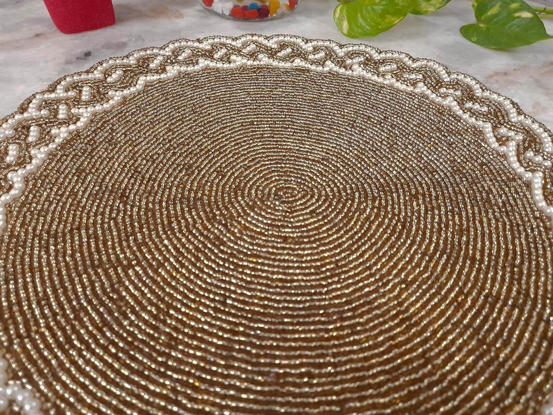 Round Table mat placemat Gold Beaded mat Table décor Dining Etsy