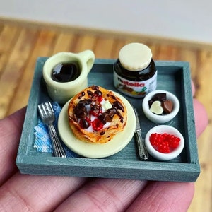 Dollhouse miniatures, Miniatures, Dollhosue food, Food for dollhouse, Miniature food, Mini food, Miniature pancakes, Dollhouse pancakes,Doll