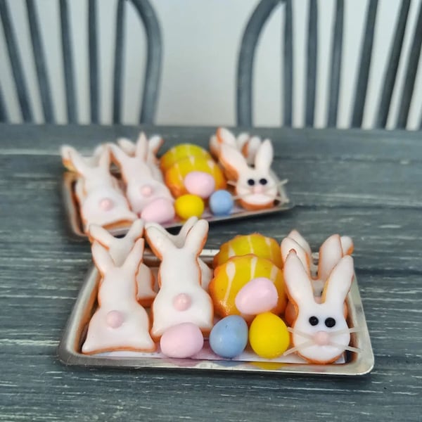 Miniature easter cookies, Miniature food, Dollhouse food, For for dollhouse, Miniature cookies, Mini cookies, Dollhouse tray, Mini food