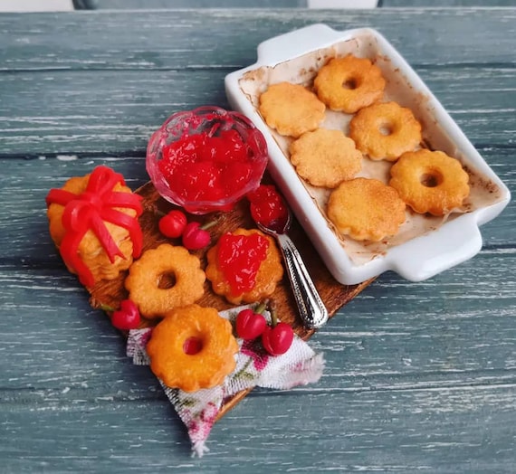 miniature dollhouse food