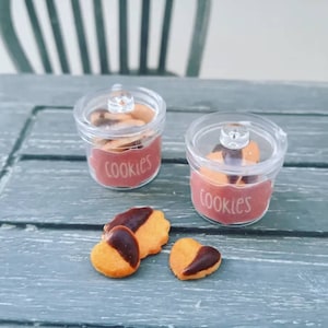 Miniature cookies, Polymer clay, Dollhouse food, Food for dollhouse, Miniature food, Doll food, Mini cookies, Dollhouse cookies, Mini food
