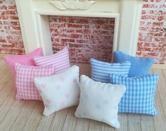 4x Dollhouse pillow, Dollhouse cushion, Dollhouse furniture, Dollhouse accessories, Dollhouse miniatures, 1/12 scale, Mini pillows