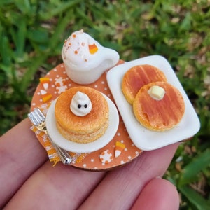 Miniature pancakes, Miniature food, Mini food, Dollhouse food, Food for dollhouse, Mini pancakes, Doll food, Miniatures, Polymer clay food