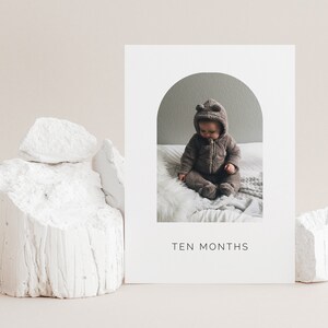 Monthly Photo Banner Template, 1st Birthday Photos, First Year Photos, Arched Photo Banner, 12 Month Photo Banner, Printable Photo Banner