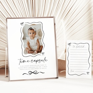 Modelo de cápsula do tempo com laço, cápsula do tempo com foto, laço coquete, menina de primeiro aniversário, lembrança de primeiro aniversário, cápsula do tempo para impressão