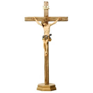 Crucifijo barroco sobre pedestal - Regalos religiosos, Regalos católicos, Regalos para cristianos, Decoración religiosa, Decoración de madera, Cruz de madera