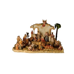 Orientalische Krippe Set - Stall und 23 Figuren Weihnachtskrippe Set mit Stall - Krippenfiguren - Religiöse katholische Geschenke