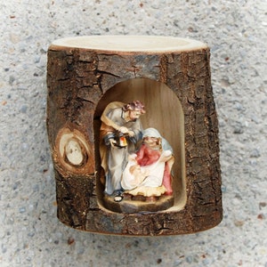 Nativity Holy Family in wooden Log - Nativity Log Catholic gifts Religious gifts Christian gifts Wooden christmas decoration Nativity scene