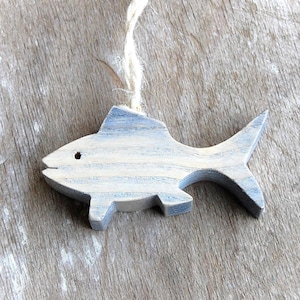 Small Wooden Fish Home Decoration, Home decor gifts, Gift for fischerman
