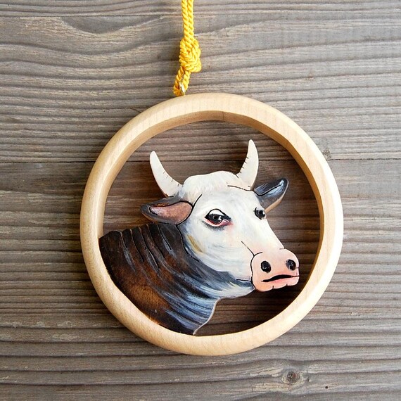 手彫りの木製牛の壁掛け、農家風装飾（12 cm） - Etsy 日本