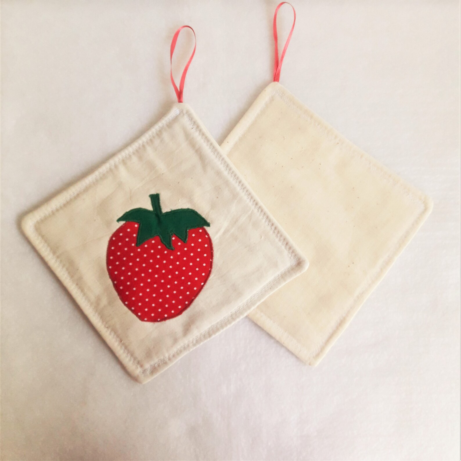Set of 2 Pot Holders patchwork with applique strawberry Etsy