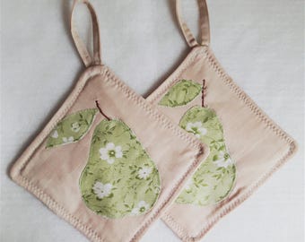 Handmade Pear Applique Pot Holders, Patchwork Cotton Kitchen Decor (Set of 2)