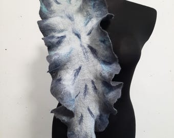 Felted wool scarf, Gray Voluminous Neck Warmer