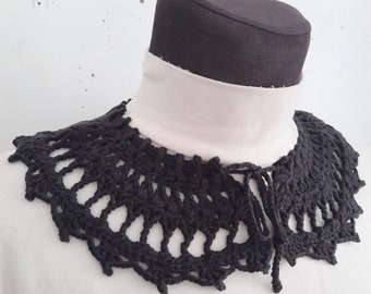 Detachable black lace collar, cotton crochet, black vintage crochet collar,  gothic collar, mourning neck accessory, demi-season neck cover