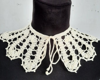 Detachable light cream collar crocheted using the Bruges lace technique, organic cotton crochet collar, neck accessory, vintage style collar
