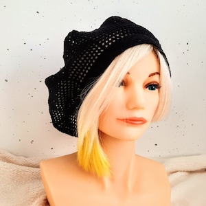 Women&#39;s Summer Crochet Beret, Black Crochet Hat, Summer Cotton Beanie Hat, Lace Beret, Oversized Summer Cap, Mourning beret