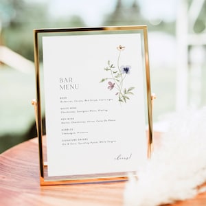 Letrero de menú de bar con diseño floral bohemio, menú de bebidas con diseño floral minimalista, menú de bebidas de verano con flores silvestres, menú de bar editable, letrero de menú de bar con flores neutras 05