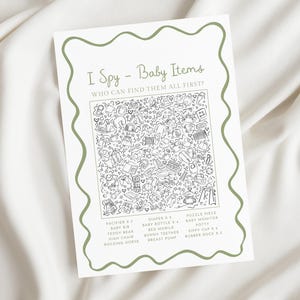 Vert sauge - J'espionne une carte de jeu pour baby shower d'objets cachés (modèle imprimable avec bordure ondulée)