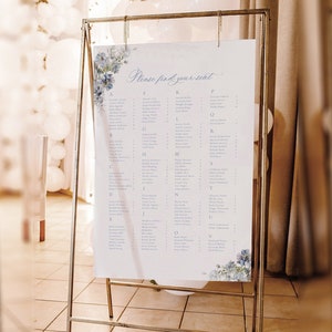 Plano de asientos con diseño floral en azul polvoriento, plano de asientos para bodas con diseño floral en azul polvoriento, descarga instantánea, plano de asientos imprimible, letrero editable 63