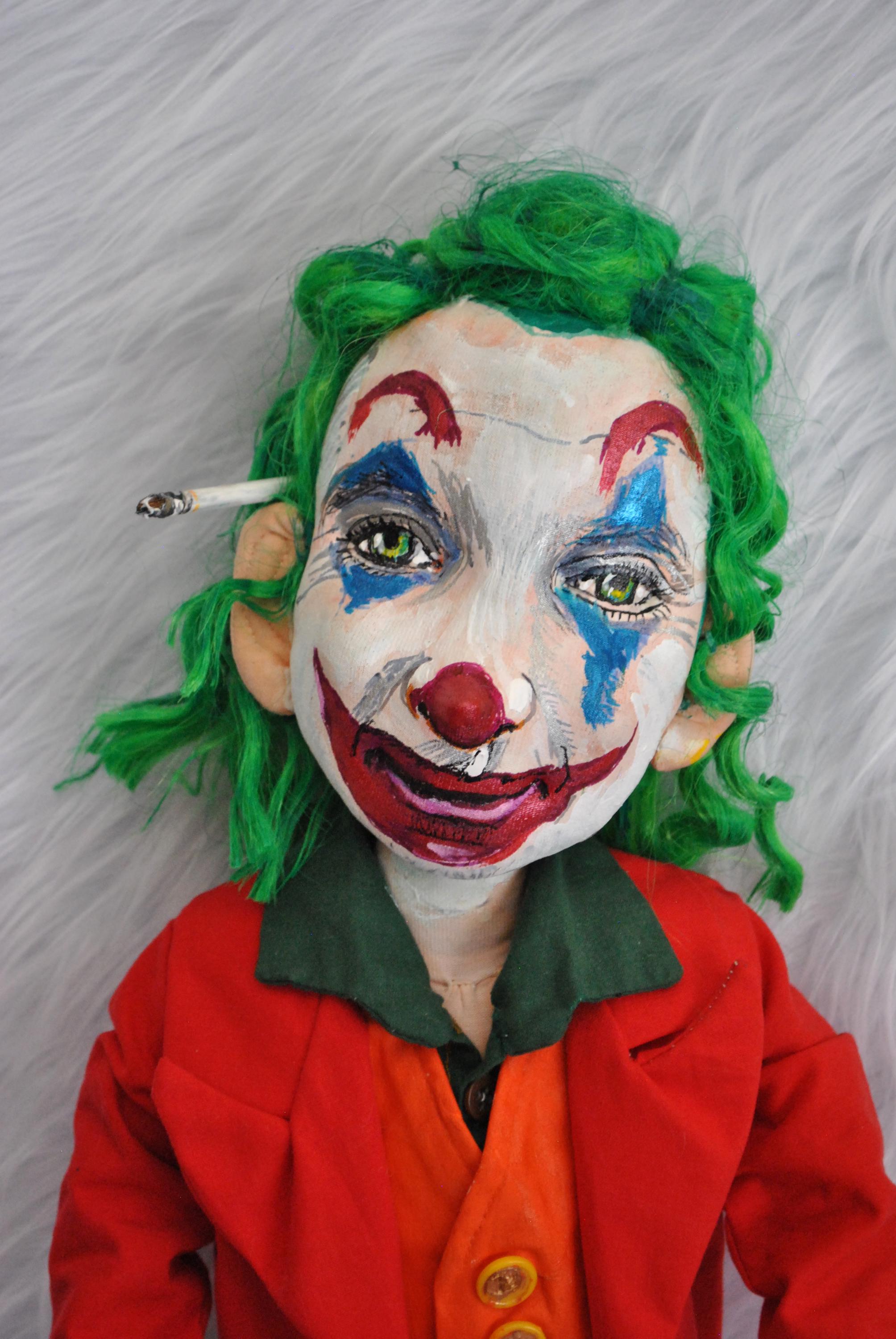 mimi the clown /シルクスクリーン Trixie The Clown | Slip On – Hauntless