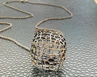 Geometric Silver Cubic Necklace: Minimalist 3D Pendant