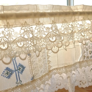 Vintage Lace Curtain Valance: Boho Farmhouse Window Treatment