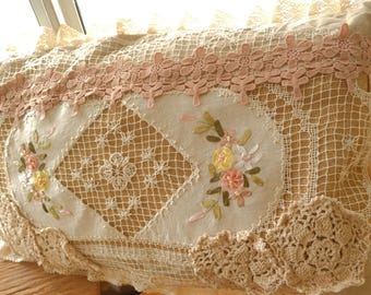 26&quot; Shabby French Rustic Chic Lace Burlap Pillow Case - Antique style Lace Flowers Bows Cream