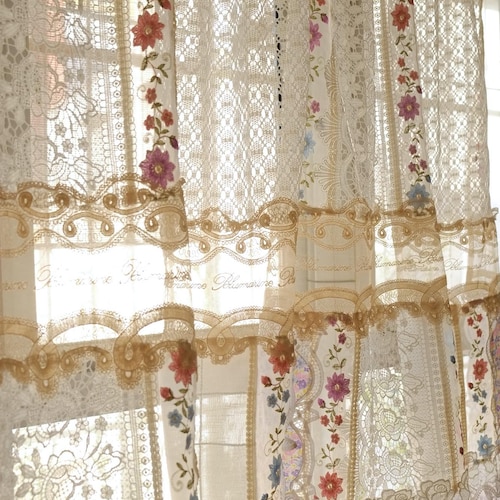 Rideau en dentelle de campagne française fait main, patchwork transparent, disponible sur mesure
