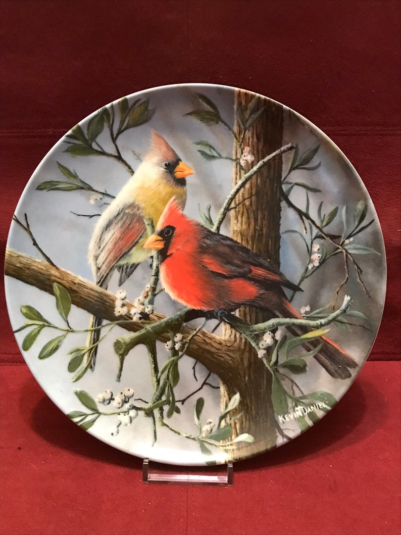 Collector Plate. The Cardinal by Kevin Daniels. 91/4 Etsy