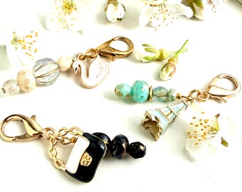 Charm cygne serein ou tour Eiffel à clip : breloque agenda en perles de verre tchèque, tirette de sac à main chic