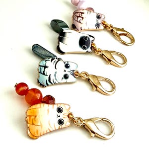 1 Cozy Cat Zipper Pull, Cute Cat Bag Charm, Purse Clip On Charm