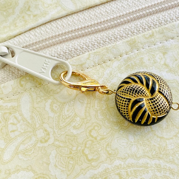 1 Black & Gold Etched Zipper Pull, Zipper Pulls for Purses, Ornate Black Zipper Charm, Acrylic Zipper Pull, Zipper Pull Charm, Planner Charm