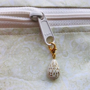 1 Dainty Gold Etched Teardrop Zipper Pull Charm, Ornate Zipper Pulls, Zipper Pulls for Purses, Zipper Charms, Knitting Stitch Markers image 4