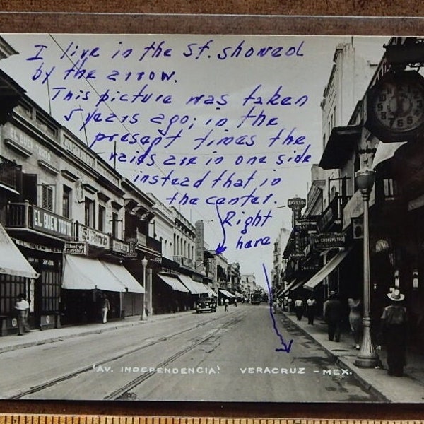 Veracruz, Mexico. AV. Independencia. RPPC (Signs) Kodak-El Buen- EL Cronometro. Etc..