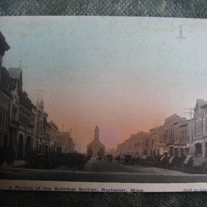 Rochester, Minnesota. Een deel van de zakelijke sectie. Verkocht bij Goettings.