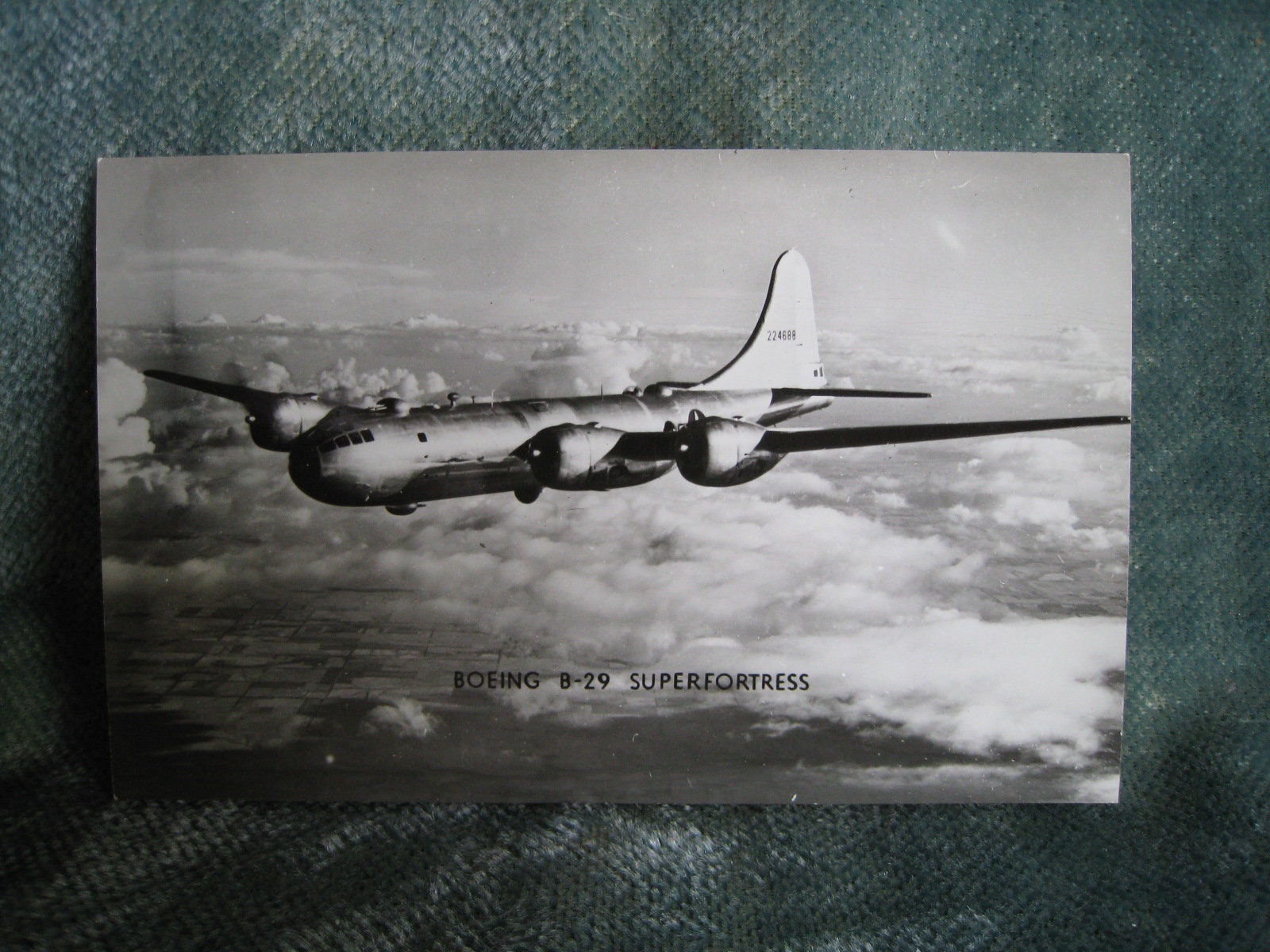 洋書◇クラシック軍用機 写真集 本 戦闘機 爆撃機 飛行機 B-29 P