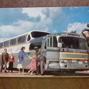 Scenicruiser uit 1956. Model PD4501.