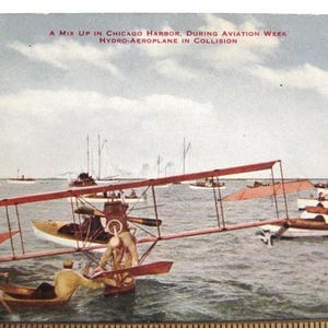Chicago, Illinois. Hydro-avions dans le port de Chicago pendant la semaine de l'aviation-Hydro-avions en collision. Années 1920-30