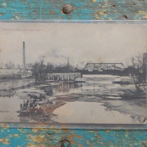 Minnesota/Iowa Cedar River naar het zuiden. 1913