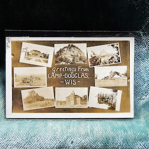 Camp Douglas-Wisconsin. RPPC 1920-30s com fotos de ensino médio, tendas, Castle Rock, etc.