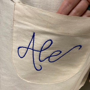 Apron with embroidered name image 4