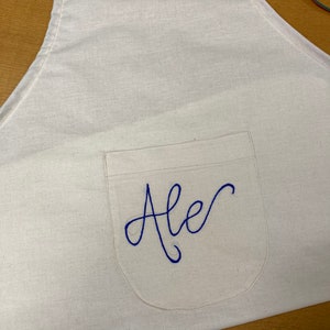 Apron with embroidered name image 5