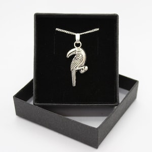 Toucan / bird tropical - Sterling Silver curb chain necklace with Tibetan Silver pendant charm