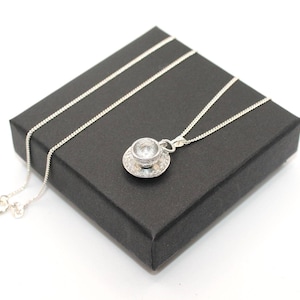 Collar de taza de té - Cadena de eslabones de plata de ley con colgante de plata tibetana