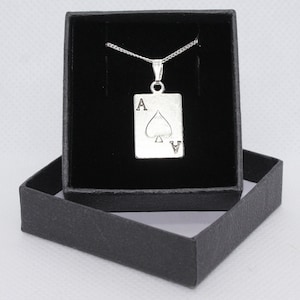 Ace of Spades / Poker Cards juego de cartas Vagas gamble - Collar de cadena de plata de ley con colgante de plata tibetana